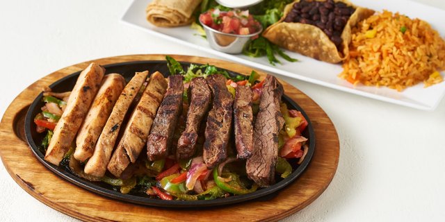 Fajitas Bar