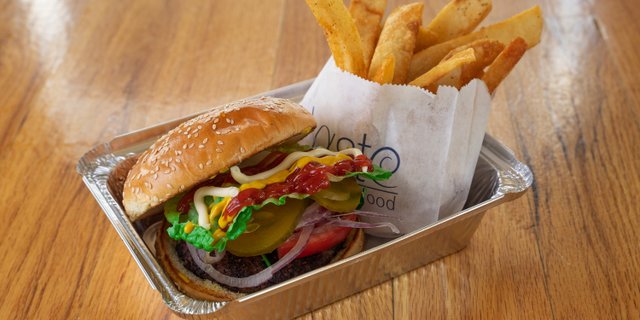 Classic Cheeseburger Box