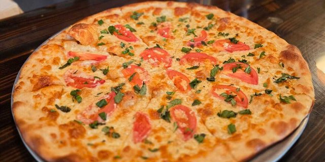 Capri Pizza