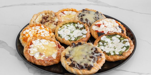 Assorted Crozza