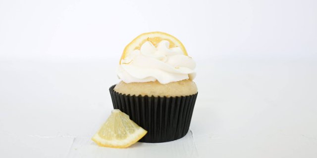 Lemon Twist Cupcakes