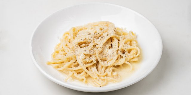 Pasta Cacio E Pepe