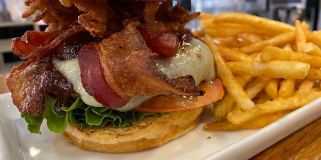 BBQ Bacon Burger