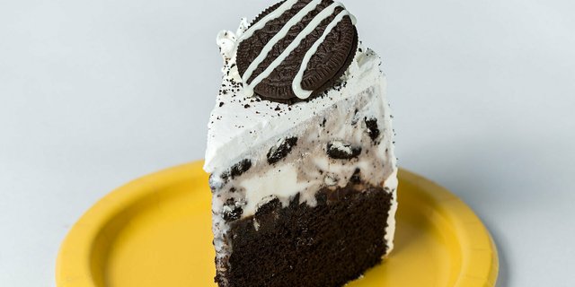 Cookies & Cream Cake