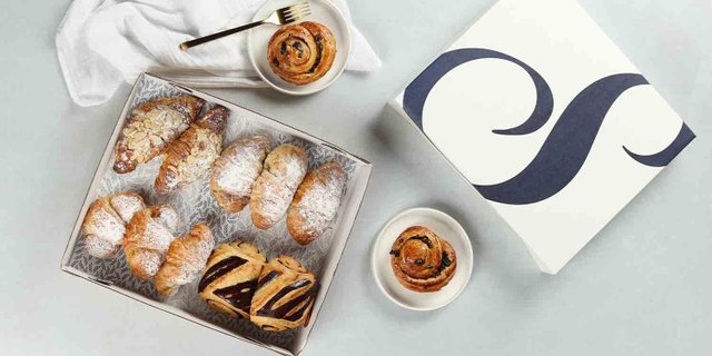 Croissant Box