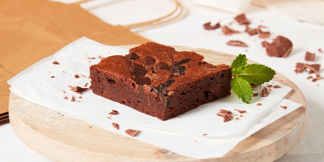 Fabulous Chocolate Chunk Brownie