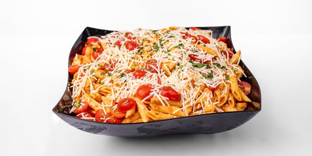 Penne Pasta Caprese Salad