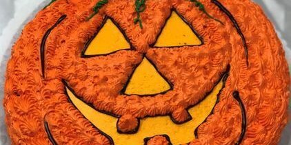 Jack O' Lantern Halloween Cake