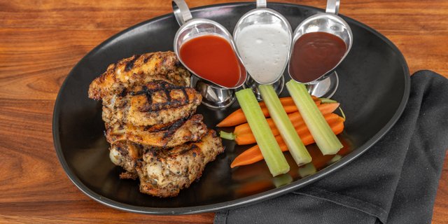 Flame-Grilled Chicken Wings