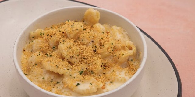 Truffle Mac & Cheese