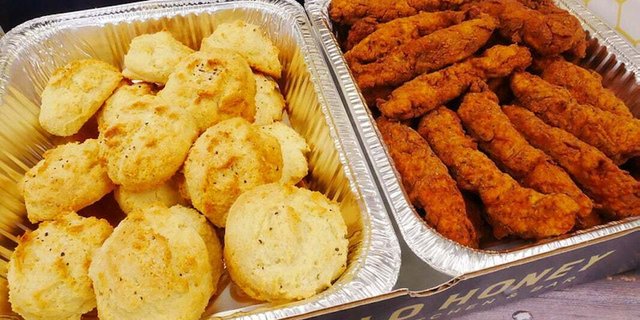 Chicken & Biscuits