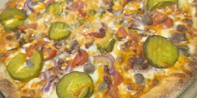 Cheeseburger Pizza