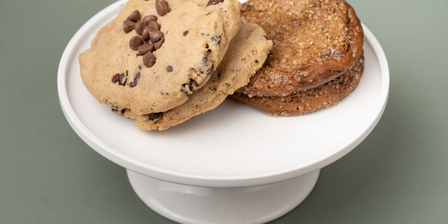 Gluten-Free Vegan Chocolate Chunk Cookies
