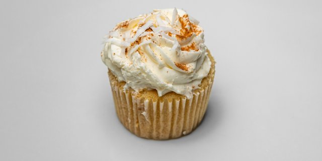 Vanilla Rum Cupcake