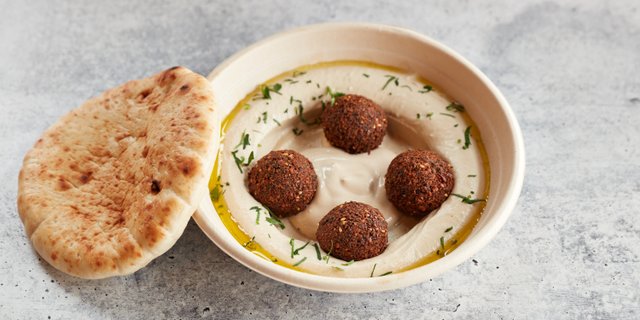 Hummus Falafel