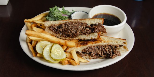 Cappy's Prime Rib Melt