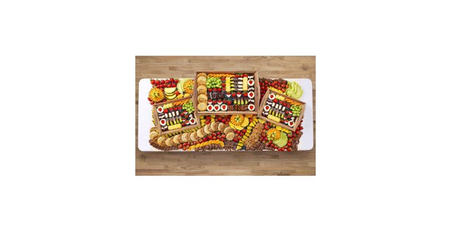 The Grand Dessert Tablescape