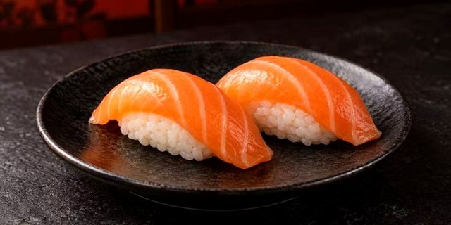 Salmon Sashimi