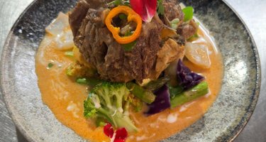 One House Thai Bistro