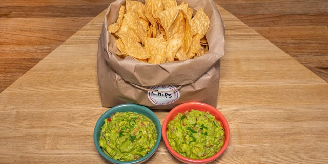 Classico Chips & Guacamole