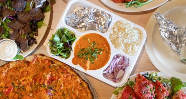 Bombay Curry and Pizzeria