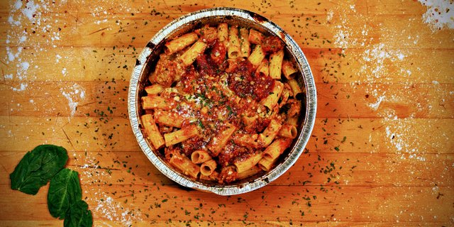 Rigatoni Bolognese