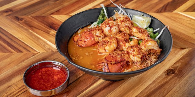 Lobster Garlic Miso Ramen Soup