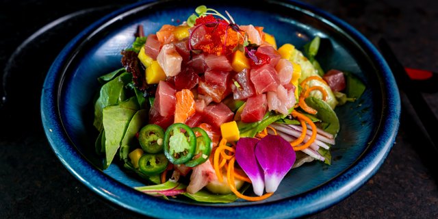 Sashimi Salad