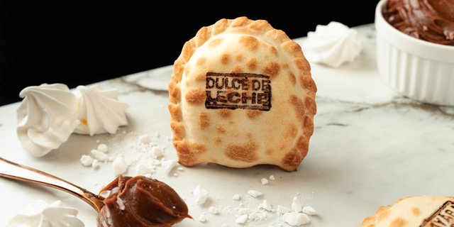 Dulce de Leche Empanada