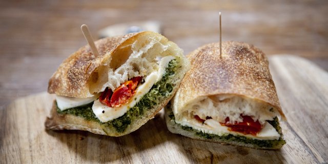 Caprese Sandwich