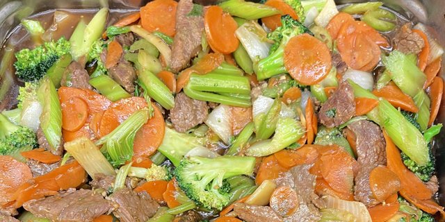 Beef & Broccoli