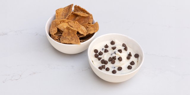 Cannoli Chips and Dip