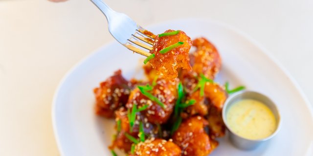 Honey Garlic Cauliflower Wings