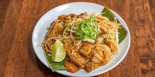 Guay Tiew Pad (Pork Belly)