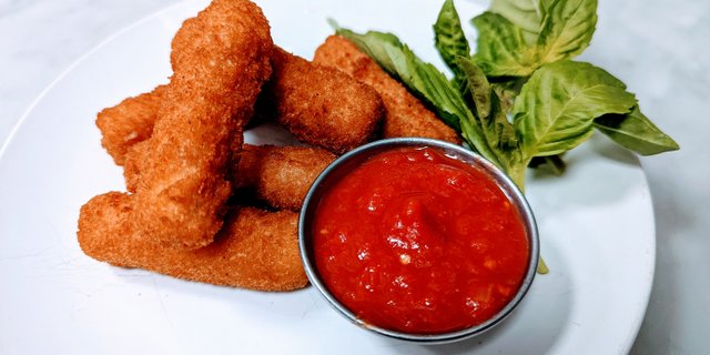 Mozzarella Sticks