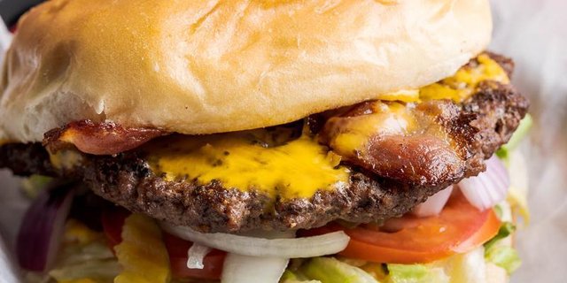 Bacon Cheeseburger