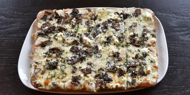 Mushroom Focaccia Pizza