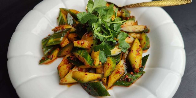 Crunchy Cucumber Salad