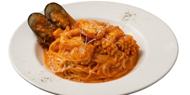Seafood Tomato Pasta