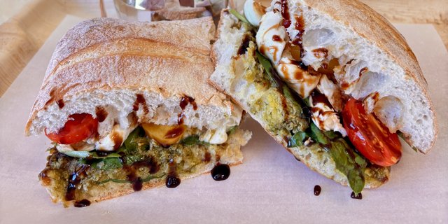 Caprese Sandwich Sliders
