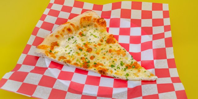 18" White Pie