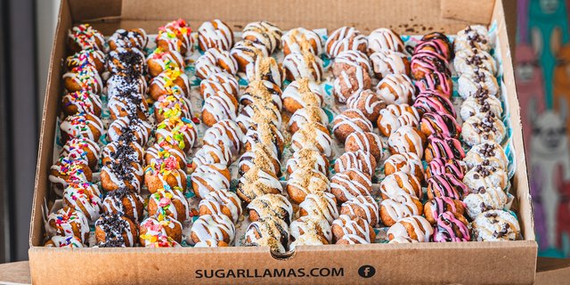 2000 Mini Donuts Package
