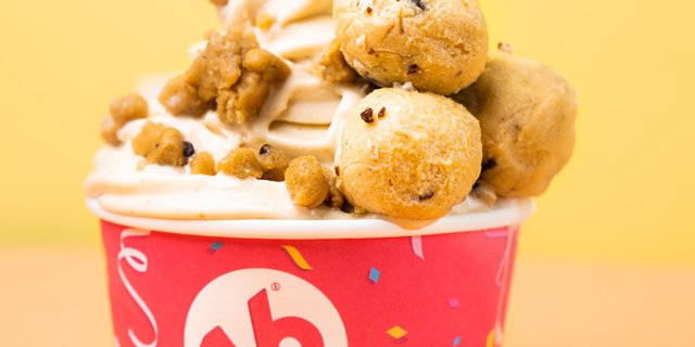 Build-Your-Own Mini Frozen Yogurt