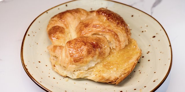 Marmalade Croissant