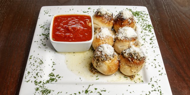Garlic Knots