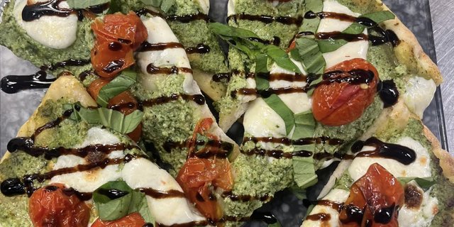 Caprese Flatbread