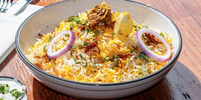 Nawabi Style Chicken Biryani