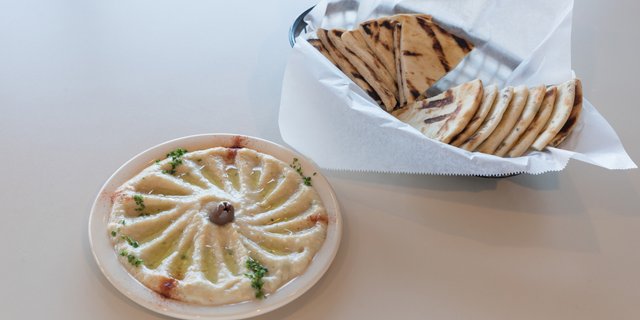 Baba Ghanoush w/ Pita Bread