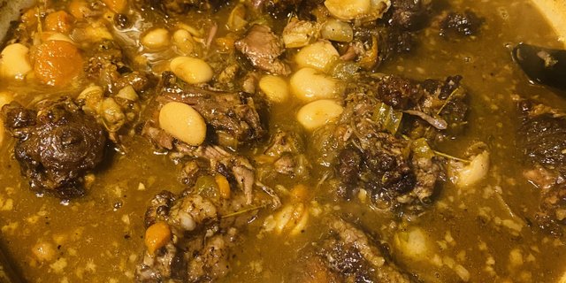 Oxtails in Gravy