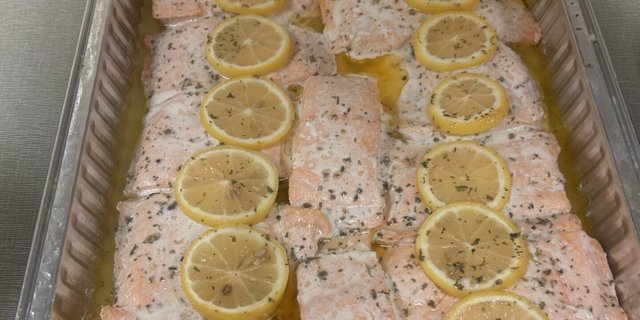 Baked Salmon w/ Lemon Butter